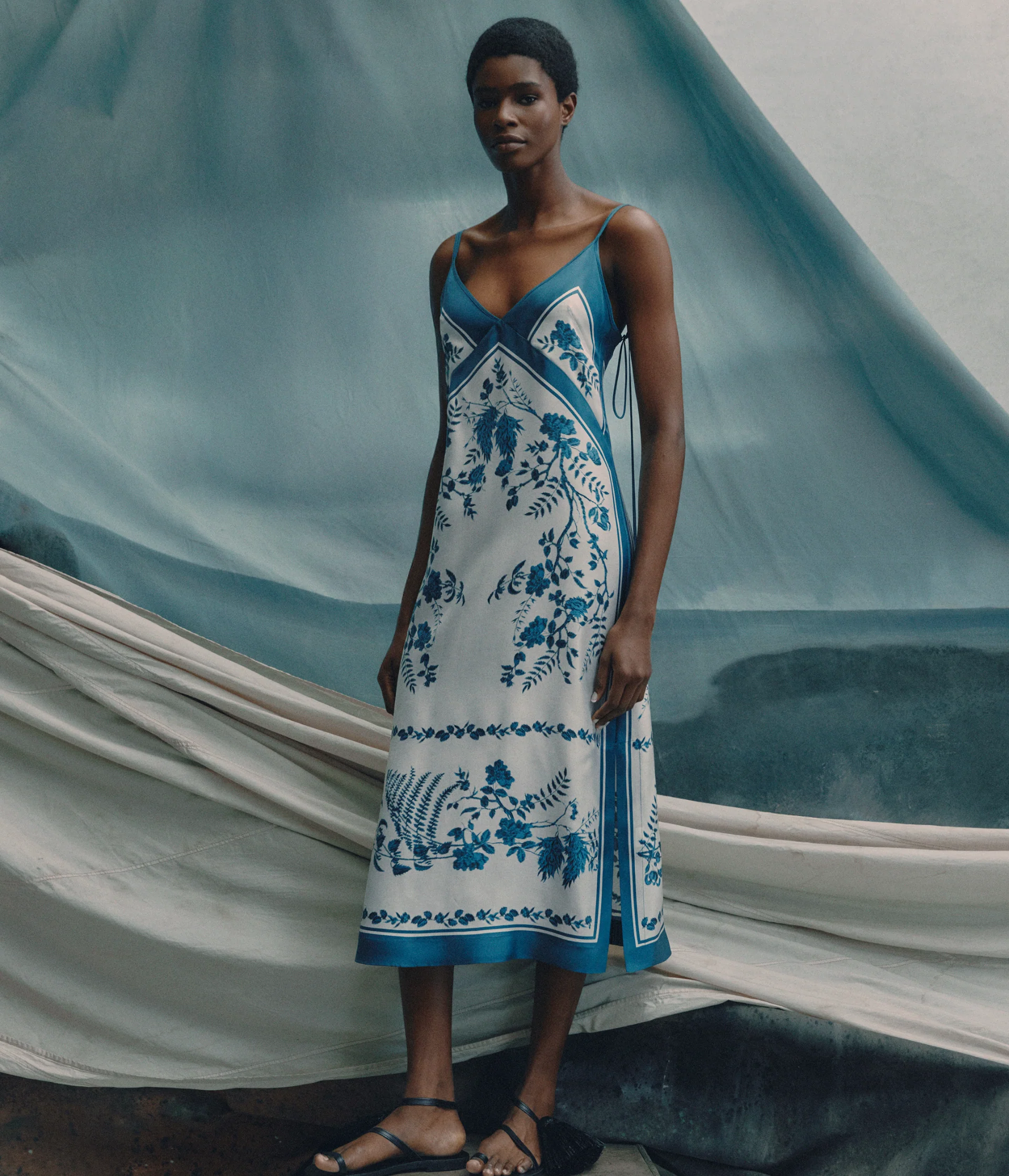 Timeless Elegance, Modern Floral Mastery